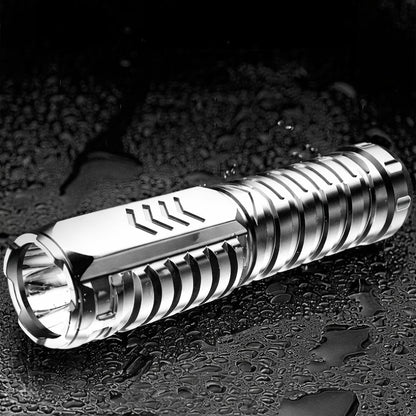 packshot — LumiTorche™ – Lampe Torche LED de Poche