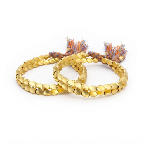 Deuxième bracelet tressé à la main offert