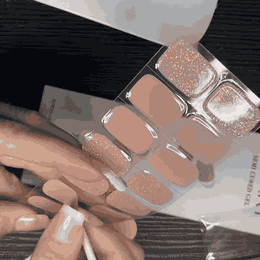 GlossStrip™ – Bandes de Gel Semi-Durci pour Ongles