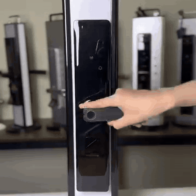gif — SecuPorte™ – Serrure Connectée à Empreinte, Code & Carte RFID