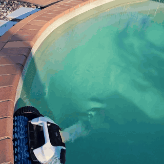 gif — Robot Nettoyeur de Piscine Automatique AquaGlide™