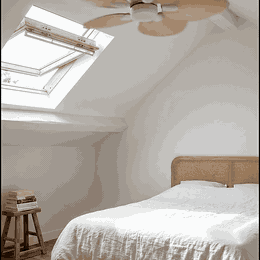 AeroLume™ – Ventilateur de Plafond à Pales Rétractables