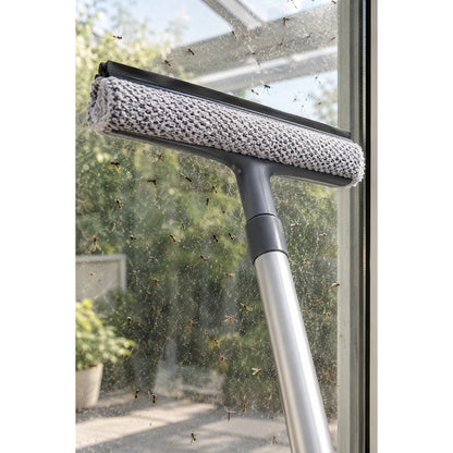 situation — Vitréo™ – Raclette Lave-Vitres Télescopique Double Face 120 cm