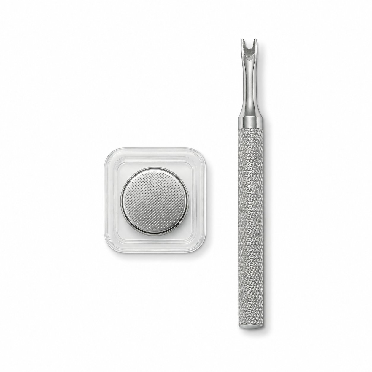 packshot — Kit Entretien Montre (pile CR2032 + outil d'ouverture)
