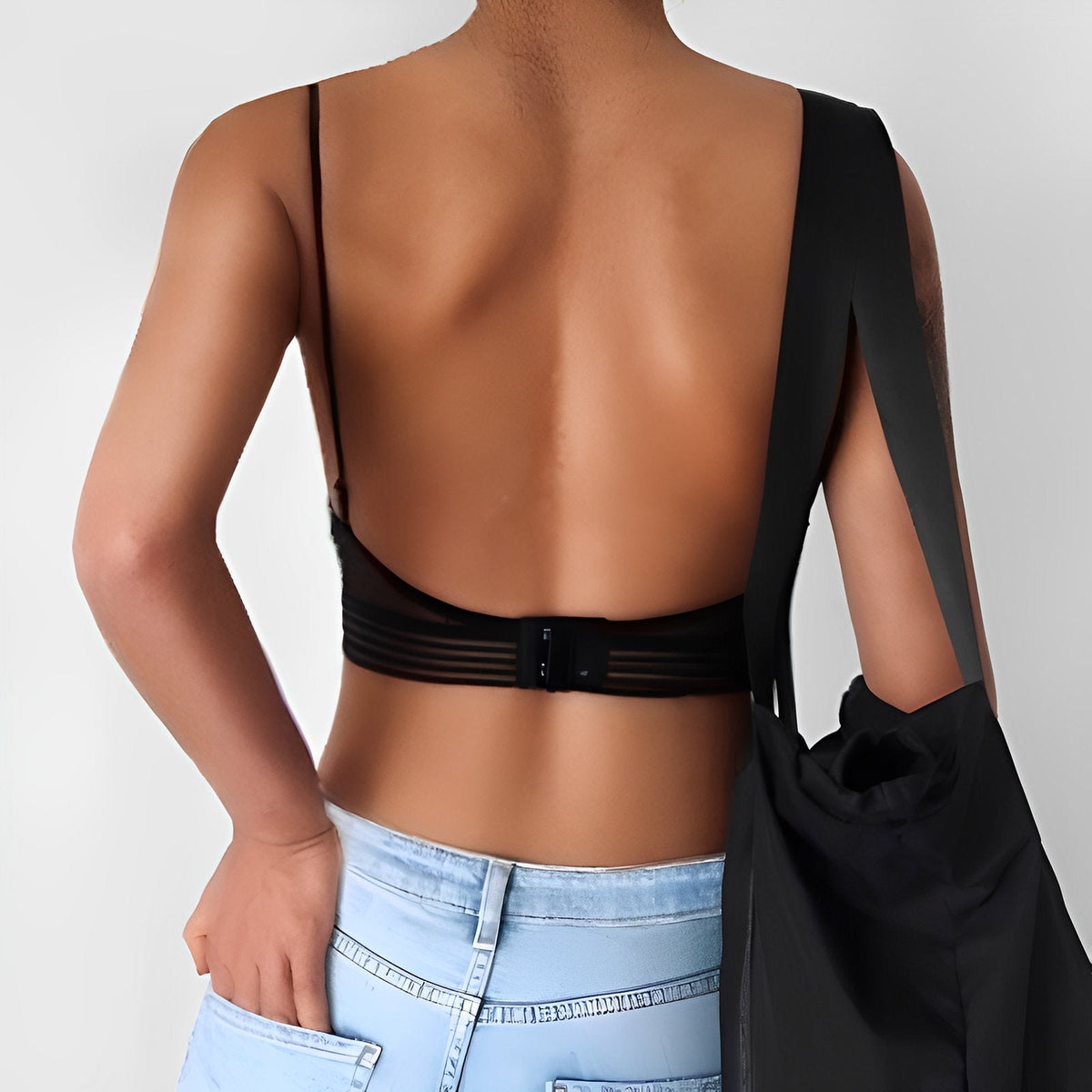 situation — Soutien-Gorge Invisible Sans Armature